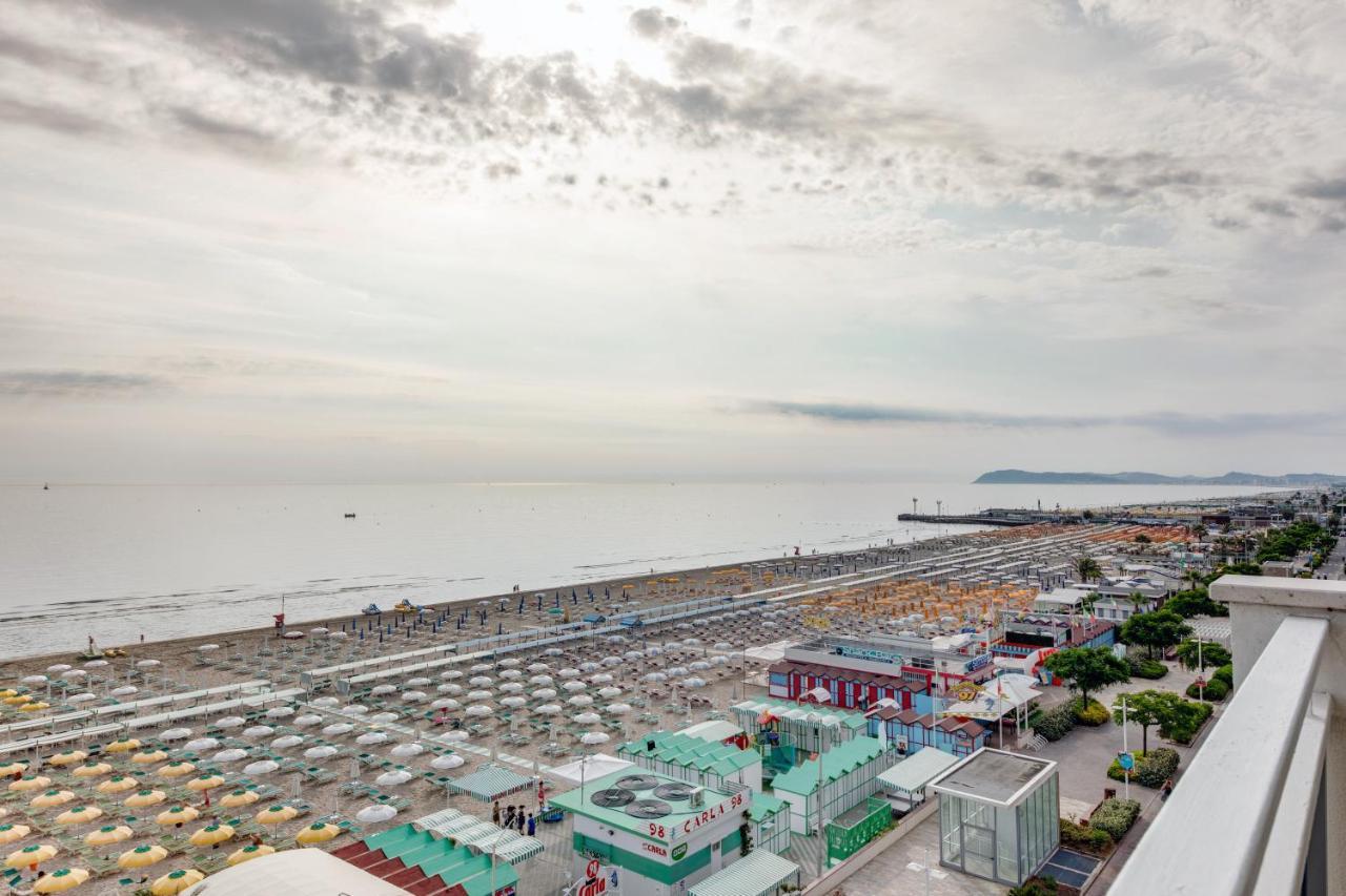 Hotel Margareth Riccione Esterno foto