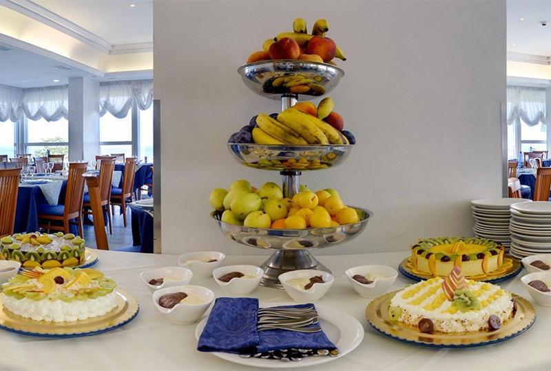 Hotel Margareth Riccione Esterno foto