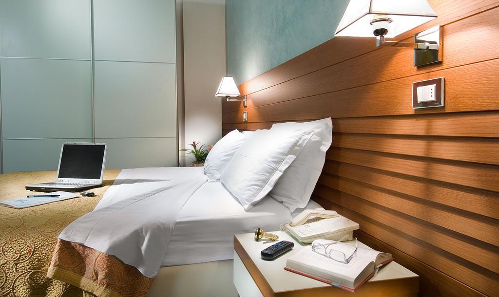 Hotel Margareth Riccione Esterno foto