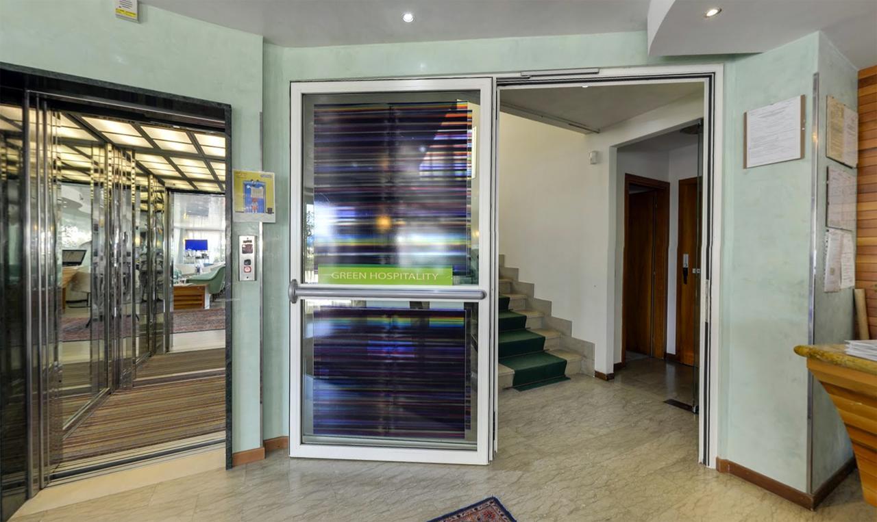 Hotel Margareth Riccione Esterno foto