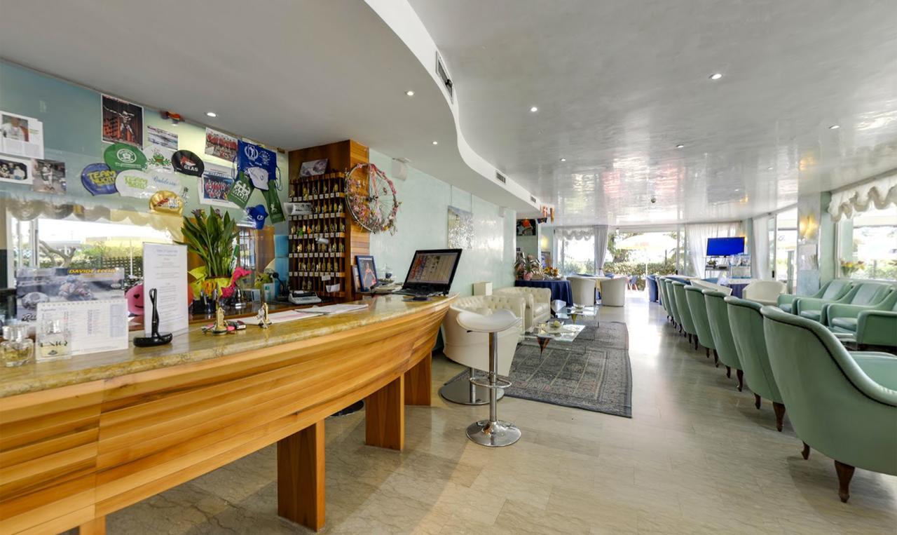 Hotel Margareth Riccione Esterno foto