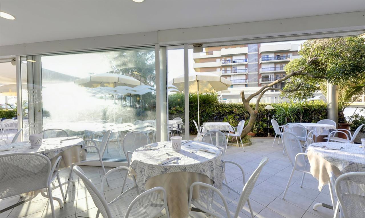 Hotel Margareth Riccione Esterno foto