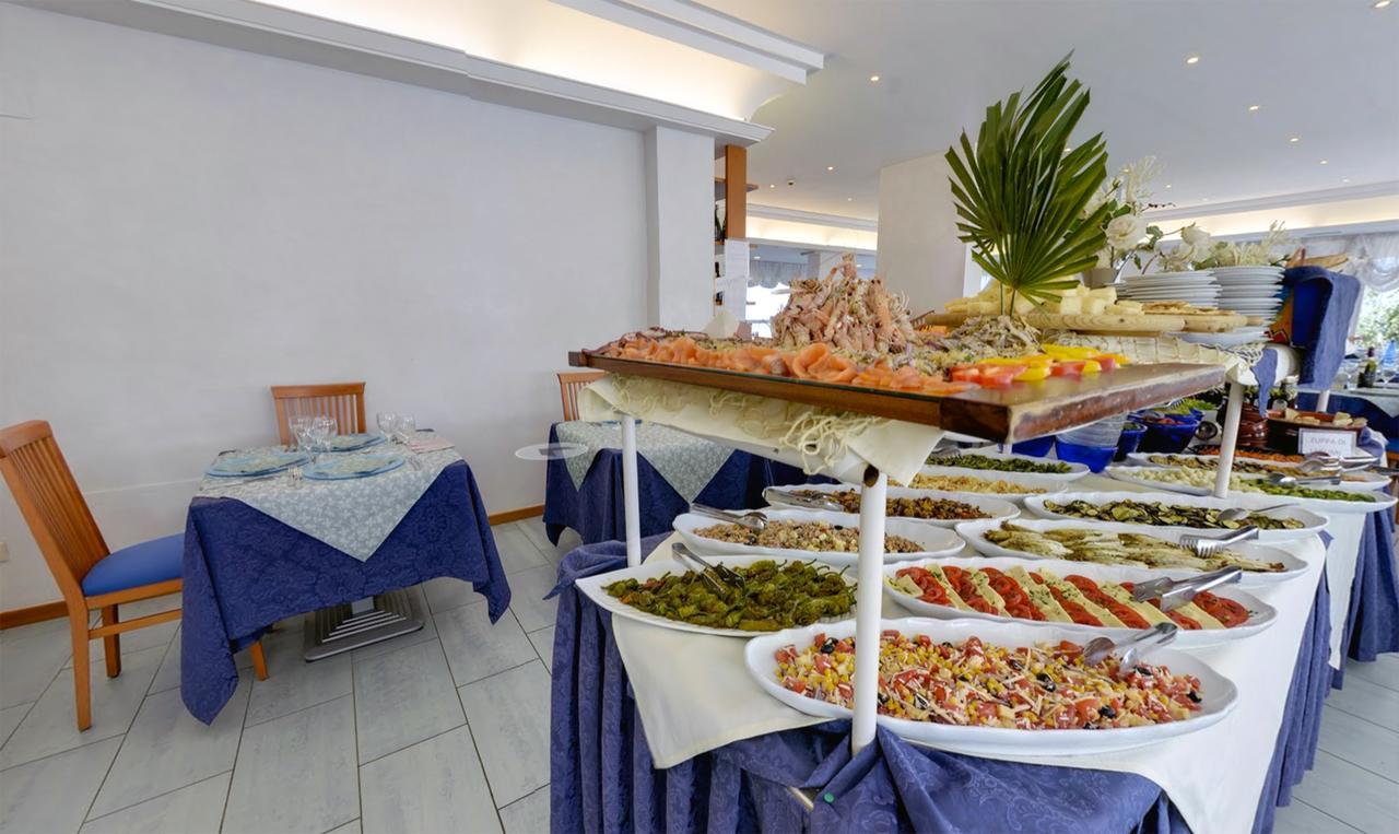 Hotel Margareth Riccione Esterno foto