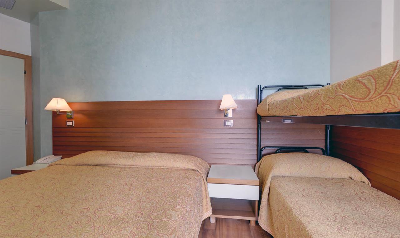 Hotel Margareth Riccione Esterno foto