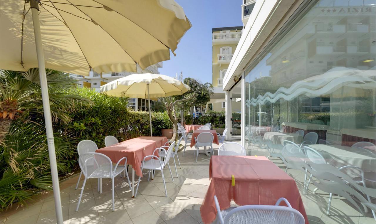 Hotel Margareth Riccione Esterno foto